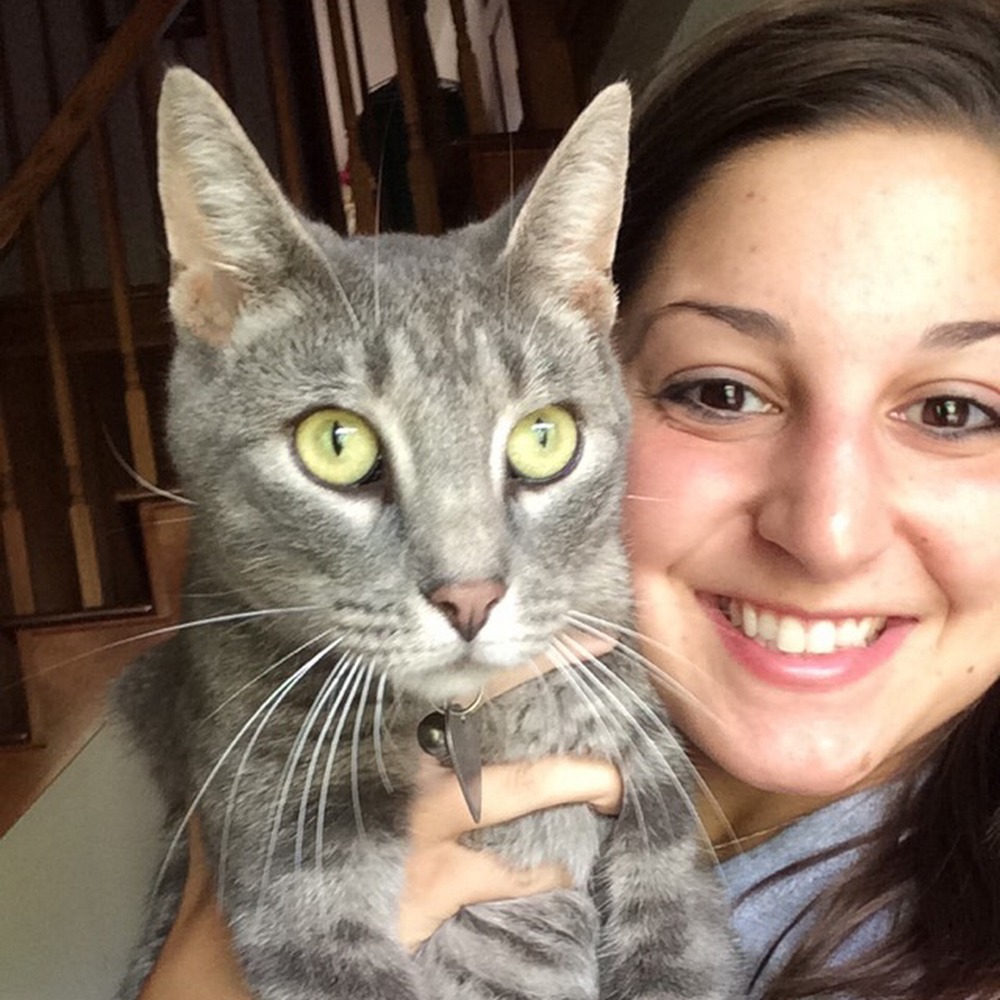 Meet your Posher, Nicole